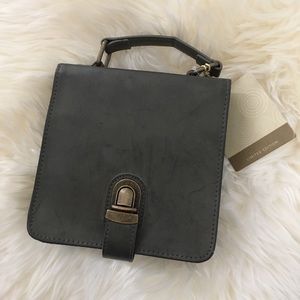 LIMITED EDITION. Crossbody purse olive leatherette